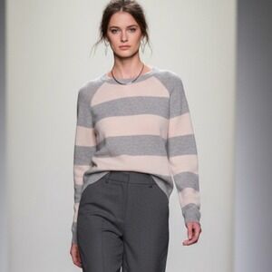 Cashmere Apt. 9 Women's Gray and pink blush Striped Crew neck Sweater‎ Medium